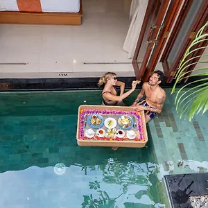 legian-kriyamaha-villa.hotelsseminyak.net/